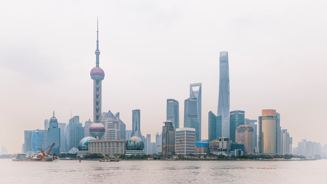杨洋无什物打戏 敬业精神获赞